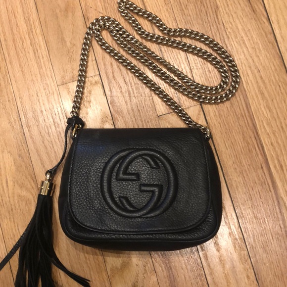 Gucci Handbags - Gucci Soho crossbody